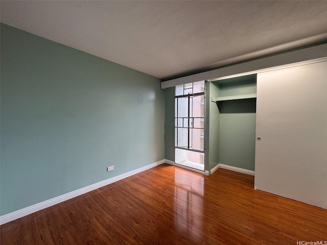 1519 Nuuanu Ave Unit 1146, Honolulu, HI 96817 - empty room featuring wood finished floors and baseboards