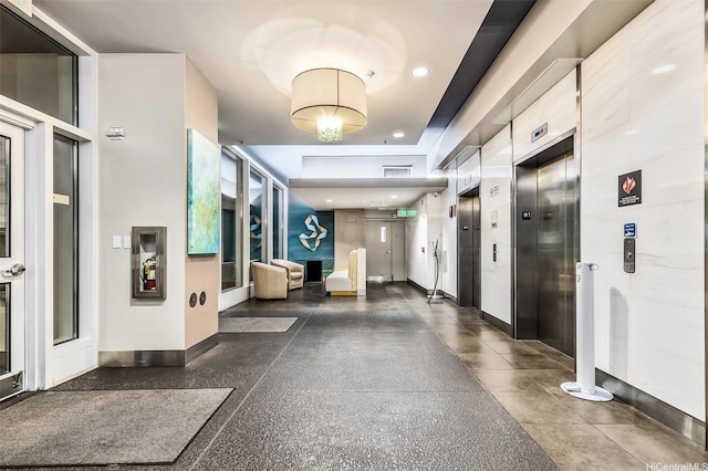 909 Kapiolani Blvd Unit 2002, Honolulu, HI 96814 - building lobby featuring recessed lighting