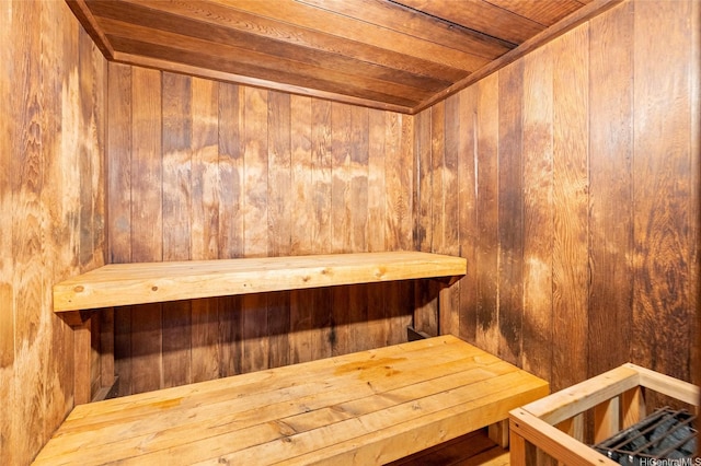 2825 S King St Unit 2504, Honolulu, HI 96826 - relaxing sauna / steam room featuring wood ceiling and wood walls