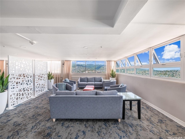 2427 Kuhio Ave Unit 1501, Honolulu, HI 96815 - carpeted living area with baseboards