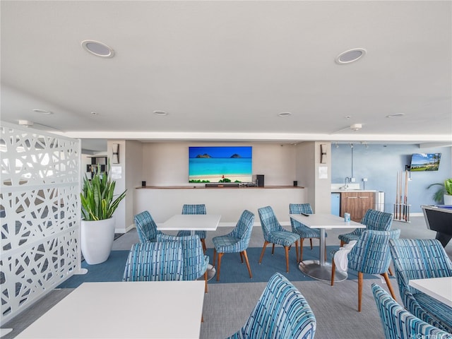 2427 Kuhio Ave Unit 1501, Honolulu, HI 96815 - view of patio / terrace with outdoor dining area and a sink