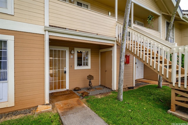 94-1465 Waipio Uka St Unit S103, Waipahu, HI 96797 - doorway to property featuring a yard