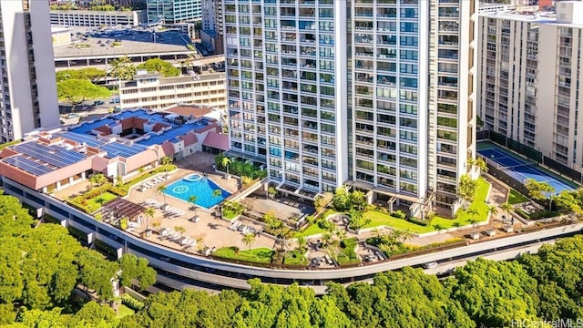 1600 Ala Moana Blvd Unit 306, Honolulu, HI 96815 - view of urban area featuring a pool