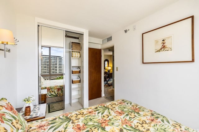 229 Paoakalani Ave Unit 1014, Honolulu, HI 96815 - bedroom featuring carpet flooring