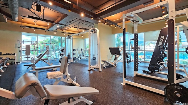 1177 Queen St Unit 1805, Honolulu, HI 96814 - view of gym