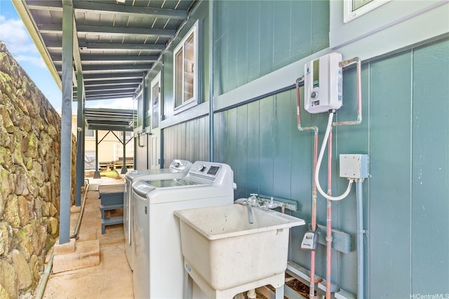 45-860 Anoi Rd Unit 5, Kaneohe, HI 96744 - laundry room featuring washer and clothes dryer