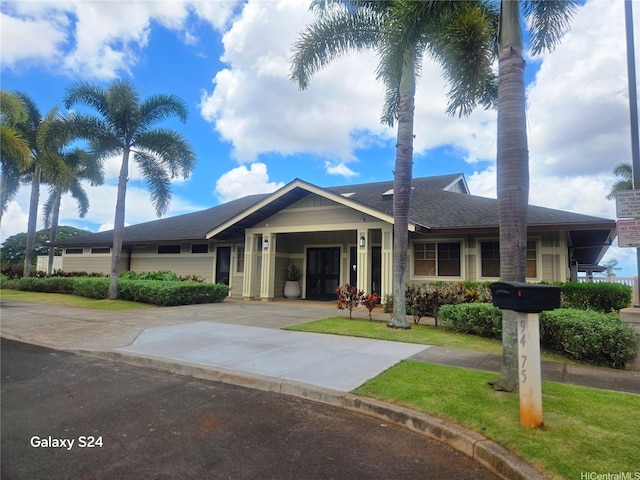 94-1008 Makakoa Loop, Waipahu, HI 96797 - ranch-style home with a shingled roof, a front lawn, and driveway