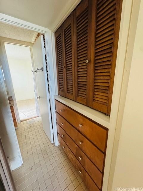 1676 Ala Moana Blvd Unit 1007, Honolulu, HI 96815 - corridor featuring light tile patterned floors