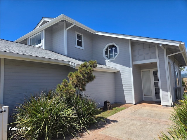 94-1060 Lelehu St, Waipahu, HI 96797 - view of front of property featuring a patio area