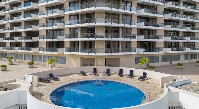 1860 Ala Moana Blvd Unit 1208, Honolulu, HI 96815 - view of community pool