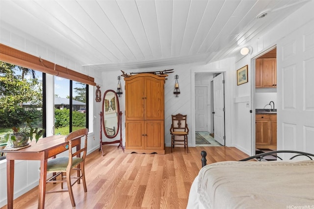 15-1518 20th Ave, Keaau, HI 96749 - bedroom featuring light wood finished floors and a sink