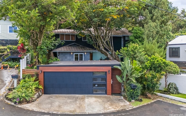 3233 Allan Pl, Honolulu, HI 96817 - view of front of house with an attached garage