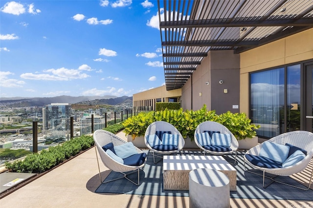 987 Queen St Unit 3209, Honolulu, HI 96814 - view of patio / terrace featuring a mountain view and a pergola