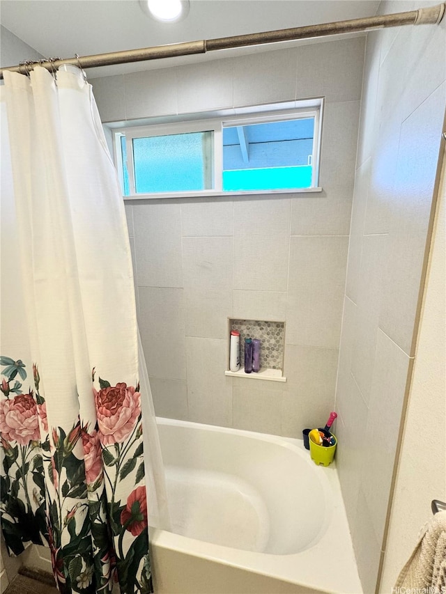 68-3521 E Makuahine St, Waikoloa, HI 96738 - full bath with shower / bath combination with curtain