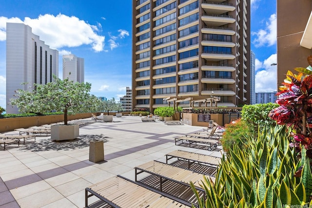 1778 Ala Moana Blvd Unit 2014, Honolulu, HI 96815 - view of community featuring a patio area
