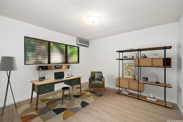 98-653 Papalealii St, Aiea, HI 96701 - home office with wood finished floors and a textured ceiling
