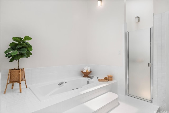 98-653 Papalealii St, Aiea, HI 96701 - full bathroom featuring a shower stall and a garden tub