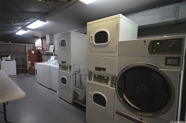 417 Nohonani St Unit 405, Honolulu, HI 96815 - community laundry room with stacked washer / dryer, independent washer and dryer, and water heater