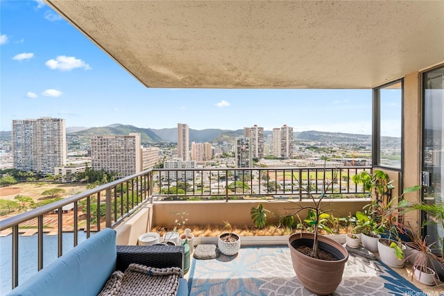 2121 Ala Wai Blvd Unit 2301, Honolulu, HI 96815 - balcony with a view of city and a mountain view