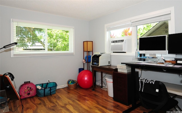 47-643 Hui Ulili St, Kaneohe, HI 96744 - office featuring wood finished floors, cooling unit, and a textured ceiling