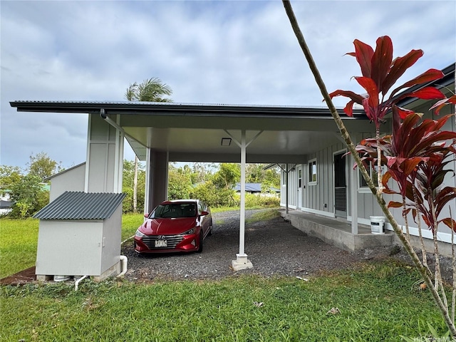 16-2075 Vista Dr, Pahoa, HI 96778 - view of vehicle parking with a carport