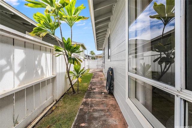 91-1033 Keokolo St Unit B, Kapolei, HI 96707 - view of side of home