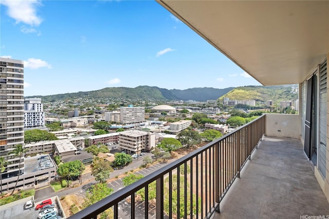 2754 Kuilei St Unit 1601, Honolulu, HI 96826 - balcony with a mountain view and a city view