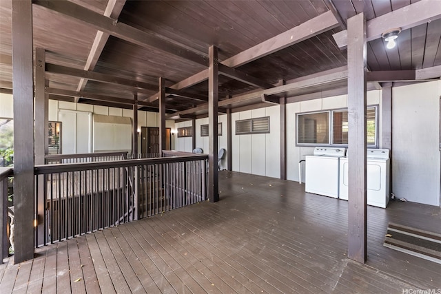 222 Kawaikui Pl, Honolulu, HI 96821 - horse barn featuring washer and clothes dryer