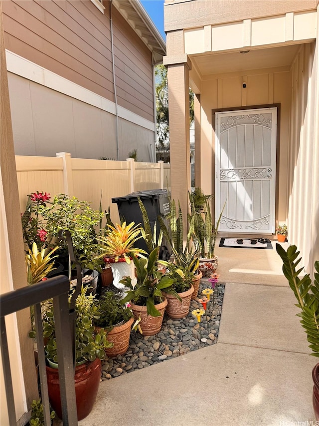 91-1200 Keaunui Dr Unit 309, Ewa Beach, HI 96706 - doorway to property