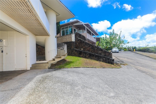 1952 Nehoa Pl, Honolulu, HI 96822 - photo 24