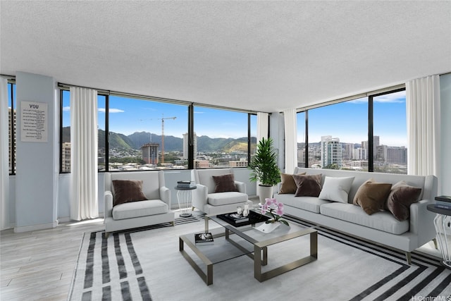 2232 Kapiolani Blvd Unit 704, Honolulu, HI 96826 - photo 1