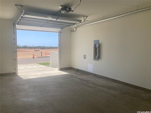 91-1101 Franklin D Roosevelt Ave Unit 365, Kapolei, HI 96707 - garage featuring a garage door opener and electric panel