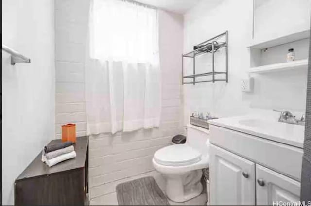 410 Nahua St Unit 204, Honolulu, HI 96815 - bathroom with vanity and toilet