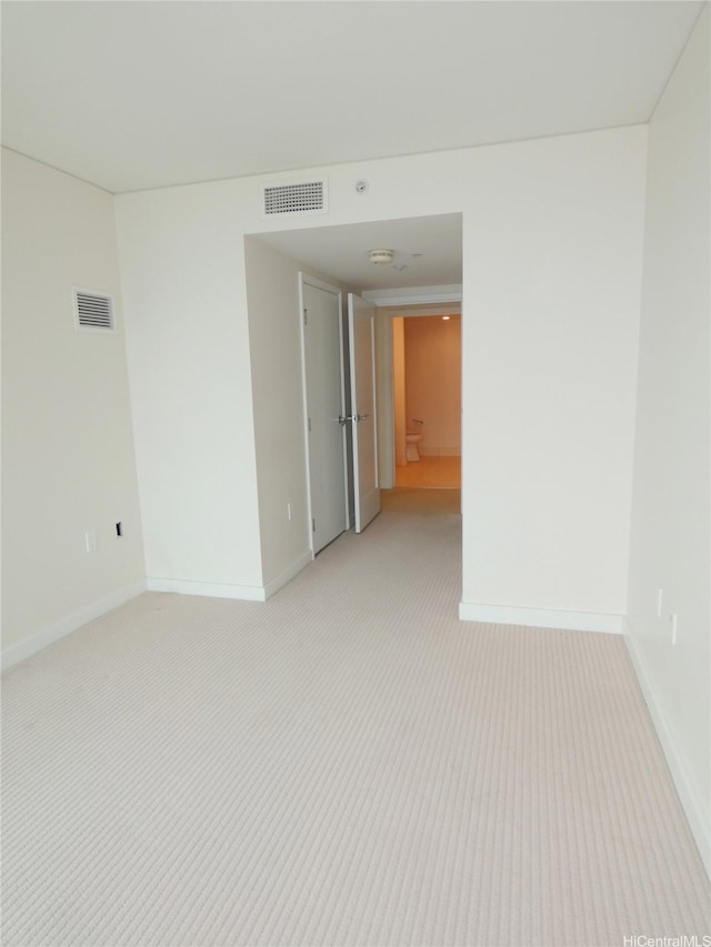 1177 Queen St Unit 3405, Honolulu, HI 96814 - spare room with light colored carpet