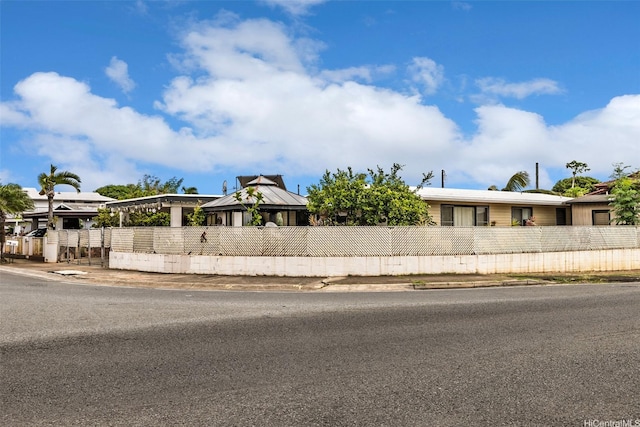 94-1308 Kahuanui St, Waipahu, HI 96797 - photo 1