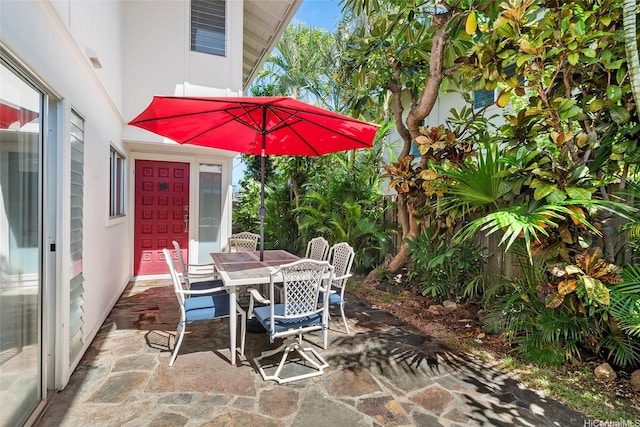 356 Opihikao Pl Unit 542, Honolulu, HI 96825 - view of patio / terrace with outdoor dining space