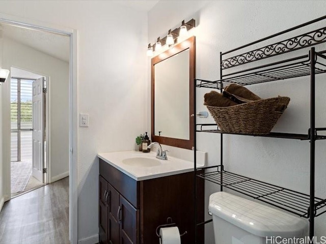 95-2055 Waikalani Pl Unit B404, Mililani, HI 96789 - bathroom featuring vanity and wood finished floors