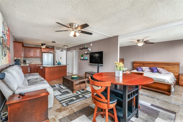 1255 Nuuanu Ave Unit E2410, Honolulu, HI 96817 - photo 1