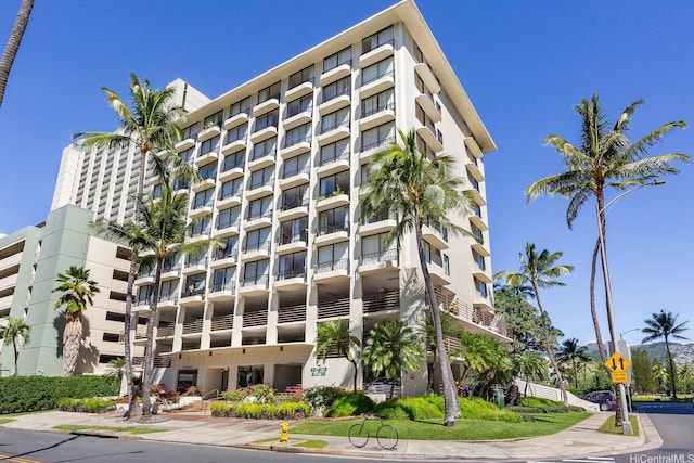 440 Seaside Ave Unit 503, Honolulu, HI 96815 - photo 1