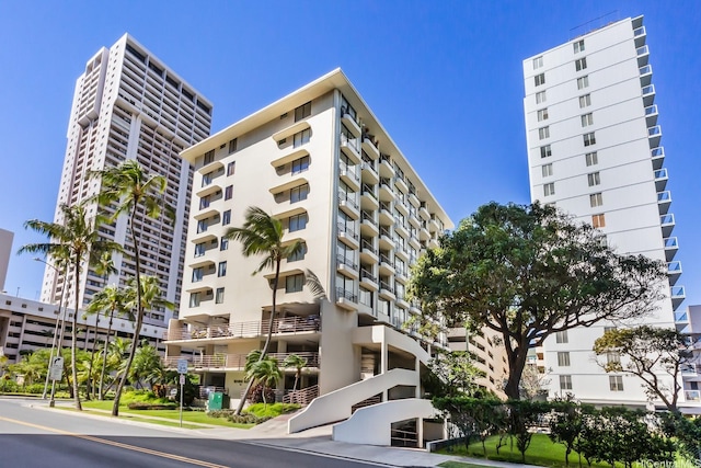 440 Seaside Ave Unit 503, Honolulu, HI 96815 - photo 20