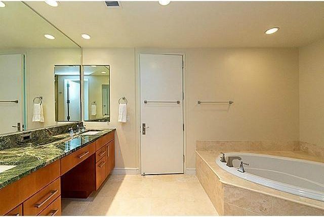 1288 Ala Moana Blvd Unit 7C, Honolulu, HI 96814 - photo 12