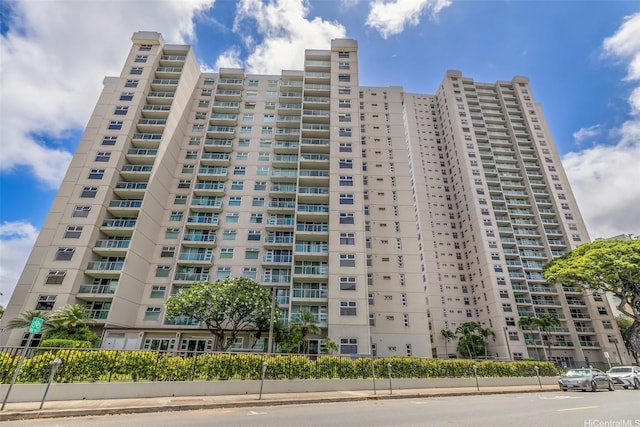 1448 Young St Unit 304, Honolulu, HI 96814 - photo 1