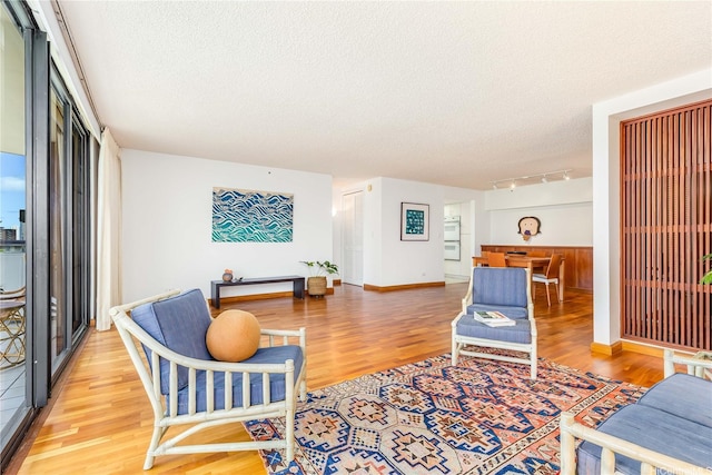 1015 Wilder St Unit 402, Honolulu, HI 96822 - photo 3