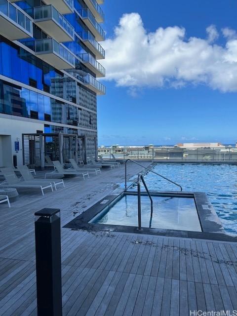 629 Keeaumoku St Unit 2405, Honolulu, HI 96814 - photo 7