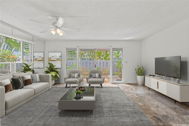 47-194 Hui Akepa Pl Unit 27D, Kaneohe, HI 96744 - photo 1