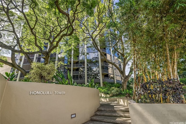 60 N Beretania St Unit 410, Honolulu, HI 96817 - photo 2