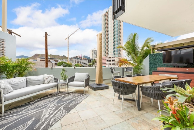 720 Kapiolani Blvd Unit 303, Honolulu, HI 96813 - photo 2
