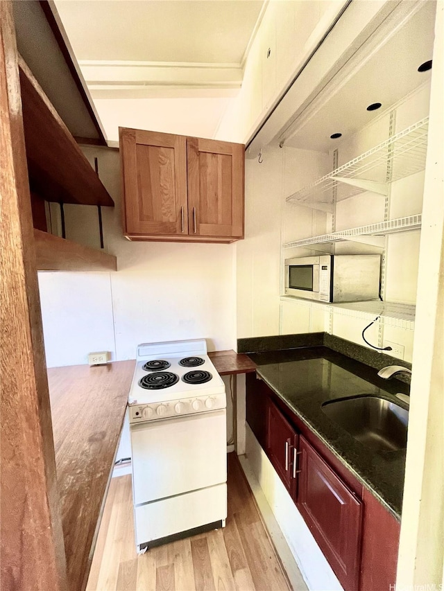 3901 Maunahilu Pl, Honolulu, HI 96816 - photo 22