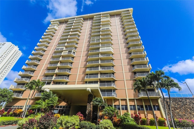 98-450 Koauka Loop Unit 312, Aiea, HI 96701 - photo 1