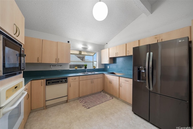 98-635 Leke Pl, Aiea, HI 96701 - photo 6
